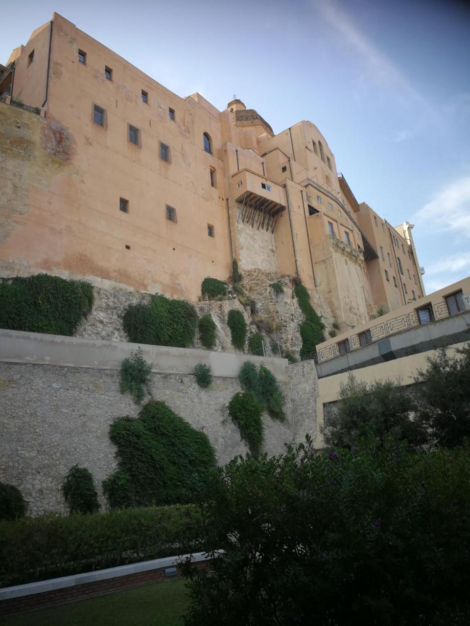 Da Agnese Locazioni Brevi Hotel Cagliari Buitenkant foto